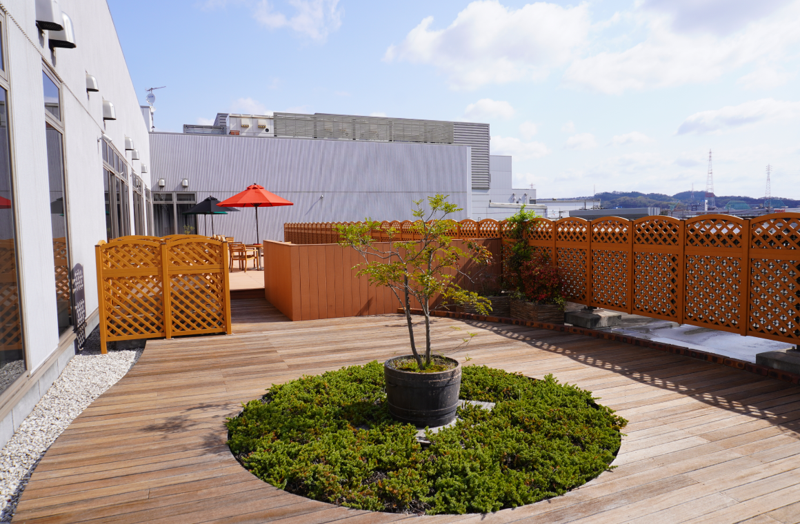 福山本社 中庭