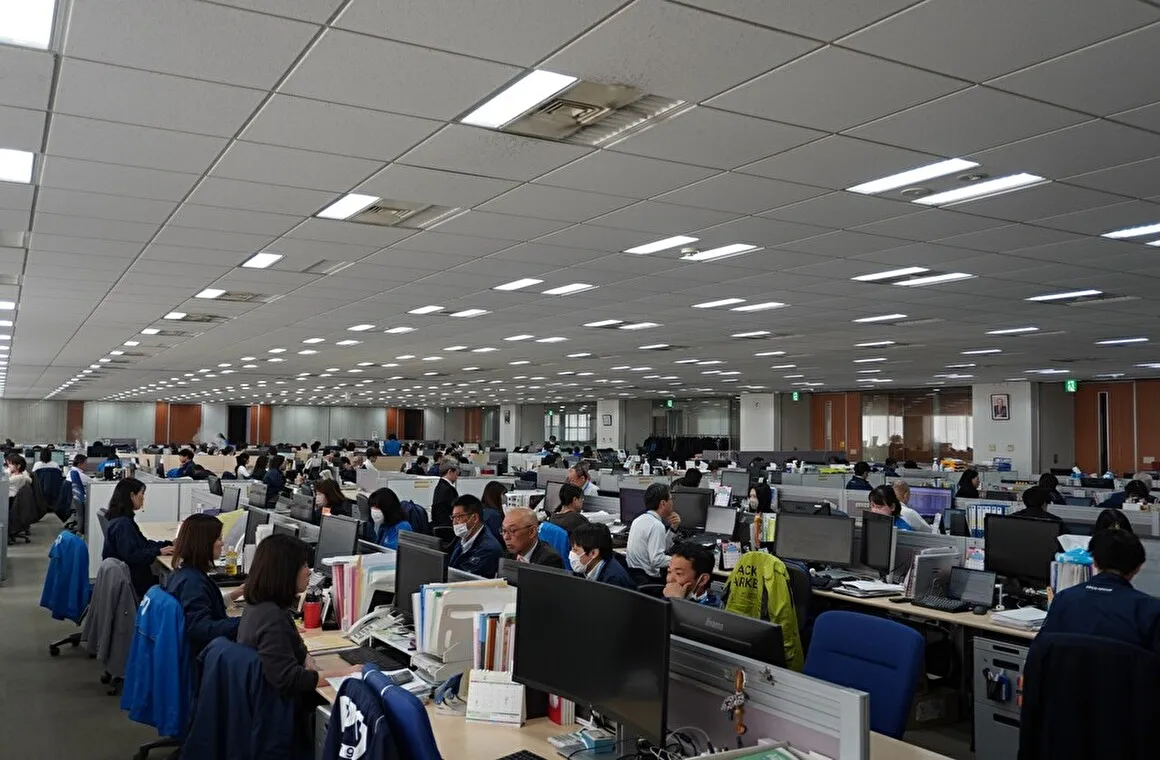 福山本社 中庭